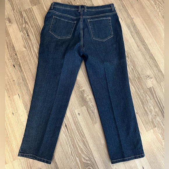 Petite Gloria Vanderbilt Jeans - Picture 3 of 3